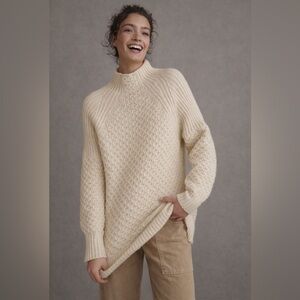 Anthropologie Off-White Turtleneck Sweater – Size XS – NWT